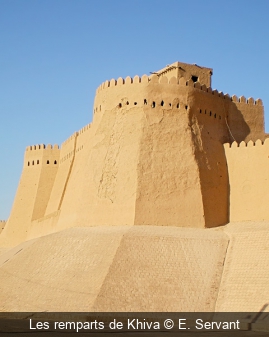 Les remparts de Khiva E. Servant