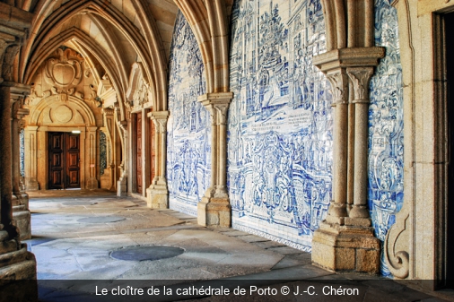 Le cloître de la cathédrale de Porto J.-C. Chéron