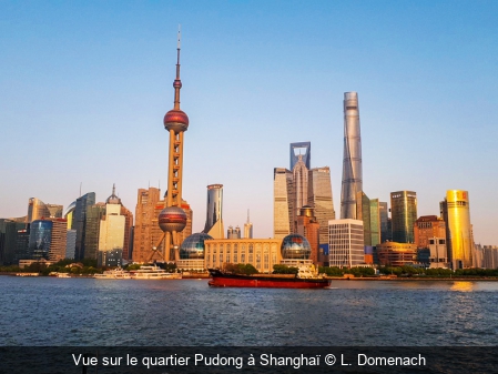 Vue sur le quartier Pudong à Shanghaï L. Domenach