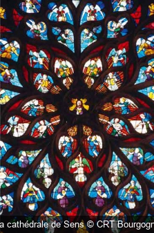Vitrail de la cathédrale de Sens CRT Bourgogne/A. Doire