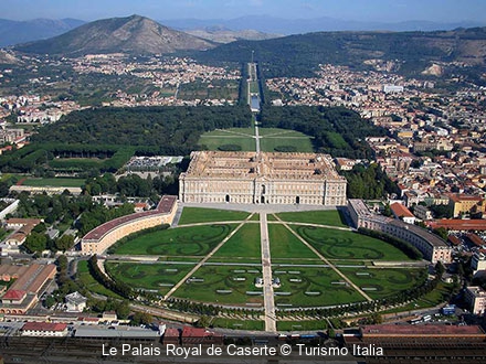 Le Palais Royal de Caserte Turismo Italia
