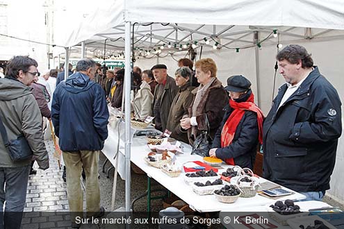 Sur le marché aux truffes de Sorges K. Berlin