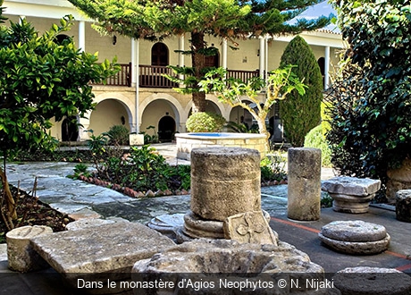 Dans le monastère d'Agios Neophytos N. Nijaki
