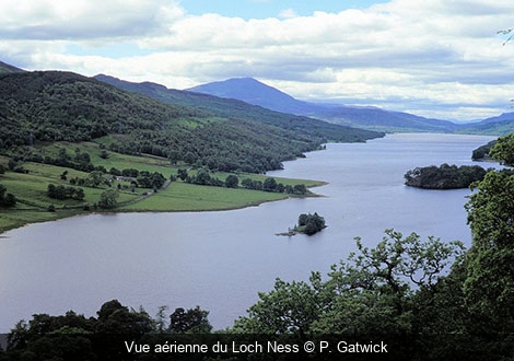 Vue aérienne du Loch Ness P. Gatwick