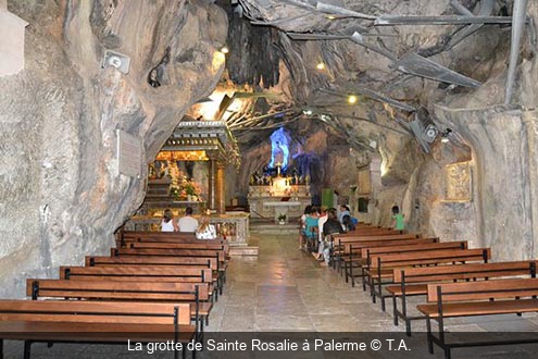 La grotte de Sainte Rosalie à Palerme  T.A.