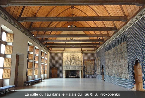 La salle du Tau dans le Palais du Tau S. Prokopenko