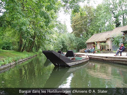 Barque dans les Hortillonnages d'Amiens A. Slater