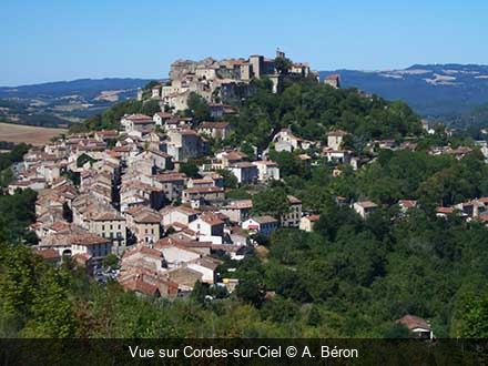 Vue sur Cordes-sur-Ciel A. Béron
