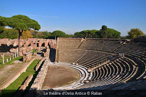 Le théâtre d'Ostia Antica Rabax
