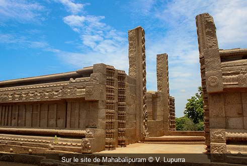 Sur le site de Mahabalipuram V. Lupurra