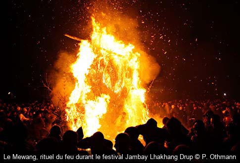 Le Mewang, rituel du feu durant le festival Jambay Lhakhang Drup P. Othmann