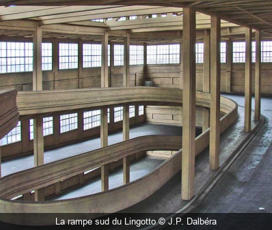 La rampe sud du Lingotto J.P. Dalbéra