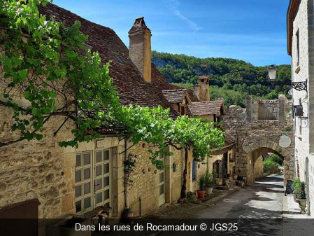 Dans les rues de Rocamadour  JGS25