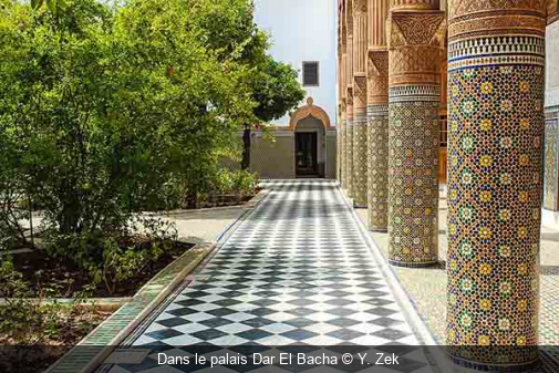 Dans le palais Dar El Bacha Y. Zek