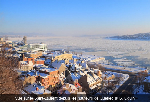 Vue sur le Saint-Laurent depuis les hauteurs de Québec G. Oguin