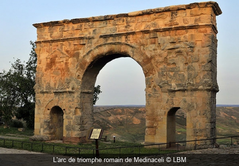 L'arc de triomphe romain de Medinaceli  LBM