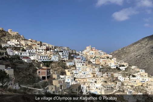 Le village d'Olympos sur Karpathos Pixabay