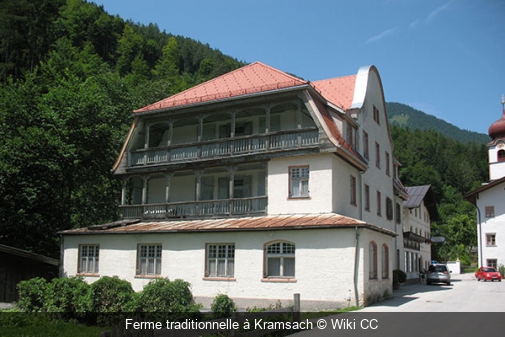 Ferme traditionnelle à Kramsach Wiki CC
