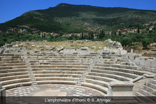 L'amphithéâtre d'Ithomi S. Artinger