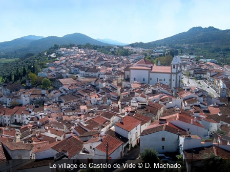 Le village de Castelo de Vide D. Machado