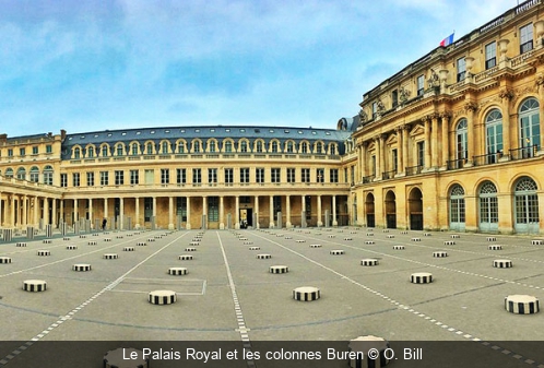 Le Palais Royal et les colonnes Buren O. Bill