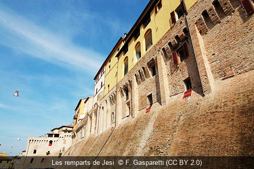 Les remparts de Jesi  F. Gasparetti (CC BY 2.0)