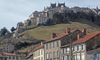 Escapade en France : Savoir-faire et traditions dans le Cantal