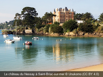 Le château du Nessay à Saint-Briac-sur-mer Unukorno (CC BY 4.0)