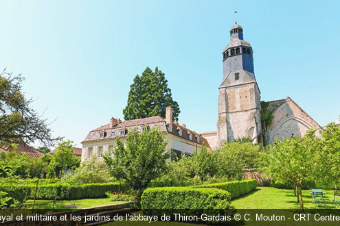 Le collège royal et militaire et les jardins de l'abbaye de Thiron-Gardais C. Mouton - CRT Centre-Val de Loire