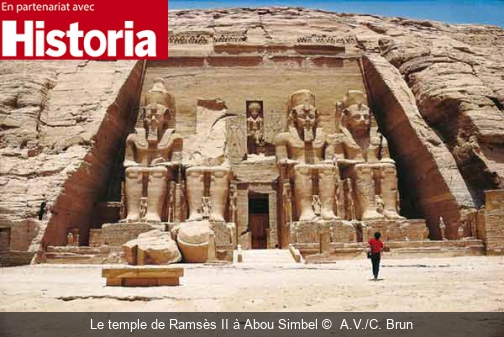 Le temple de Ramsès II à Abou Simbel  A.V./C. Brun