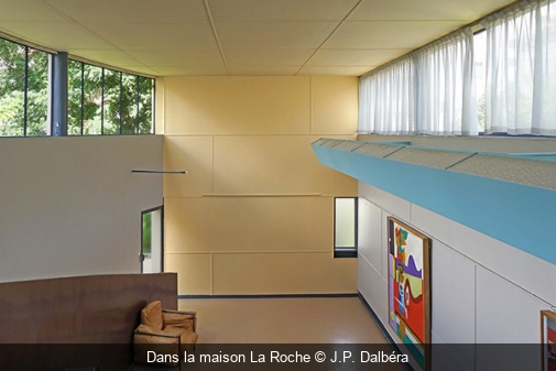 Dans la maison La Roche J.P. Dalbéra