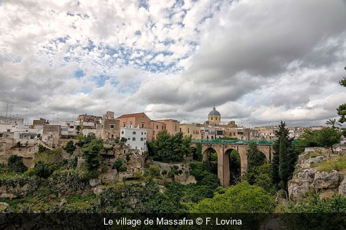 Le village de Massafra F. Lovina