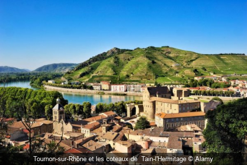 Tournon-sur-Rhône et les coteaux de  Tain-l'Hermitage Alamy