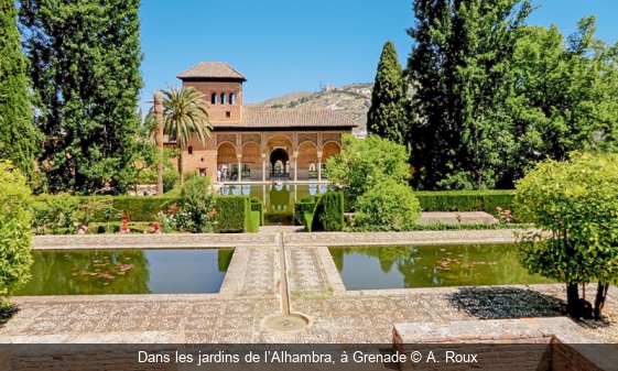 Dans les jardins de l’Alhambra, à Grenade A. Roux