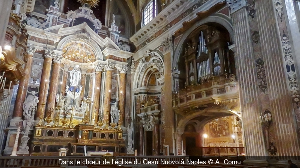 Dans le chœur de l’église du Gesù Nuovo à Naples A. Cornu