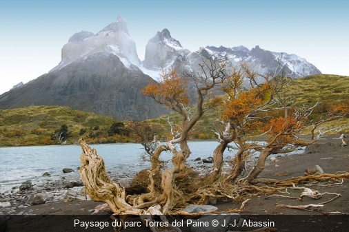 Paysage du parc Torres del Paine J.-J. Abassin