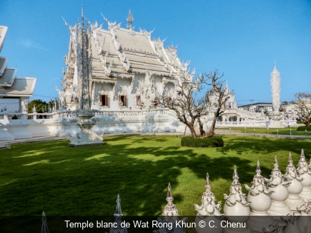 Temple blanc de Wat Rong Khun C. Chenu