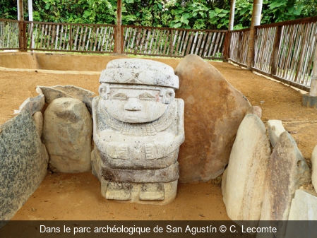 Dans le parc archéologique de San Agustín C. Lecomte