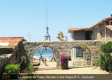 La maison de Pablo Neruda à Isla Negra C. Couturier