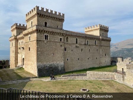 Le château de Piccolomini à Celano A. Rassendren