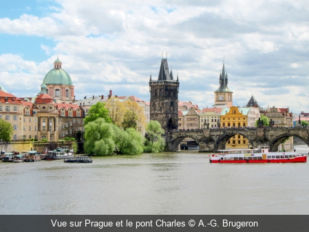 Vue sur Prague et le pont Charles A.-G. Brugeron