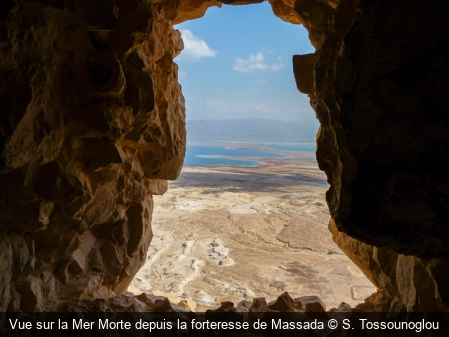 Vue sur la Mer Morte depuis la forteresse de Massada S. Tossounoglou