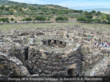Vestiges de la forteresse nuragique de Barumini A. Rassendren