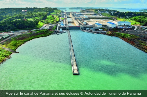 Vue sur le canal de Panama et ses écluses Autoridad de Turismo de Panamá