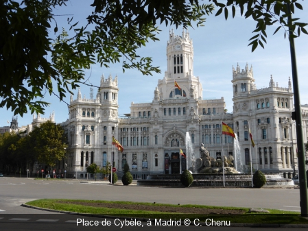 Place de Cybèle, à Madrid C. Chenu