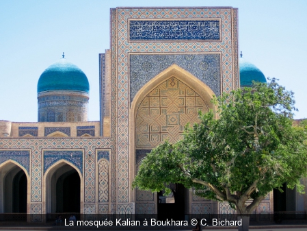 La mosquée Kalian à Boukhara C. Bichard