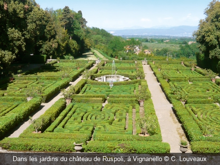 Dans les jardins du château de Ruspoli, à Vignanello C. Louveaux