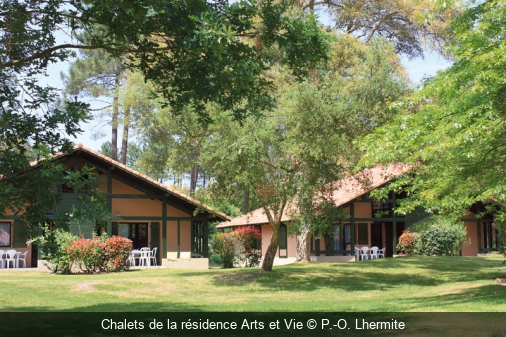 Chalets de la résidence Arts et Vie P.-O. Lhermite