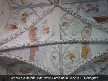 Fresques à l'intérieur de Notre-Dame-de-la-Sède P. Rodriguez