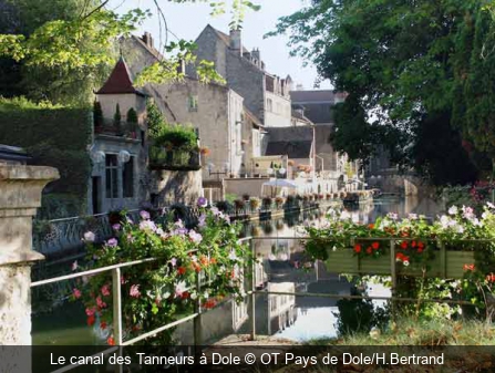 Le canal des Tanneurs à Dole OT Pays de Dole/H.Bertrand